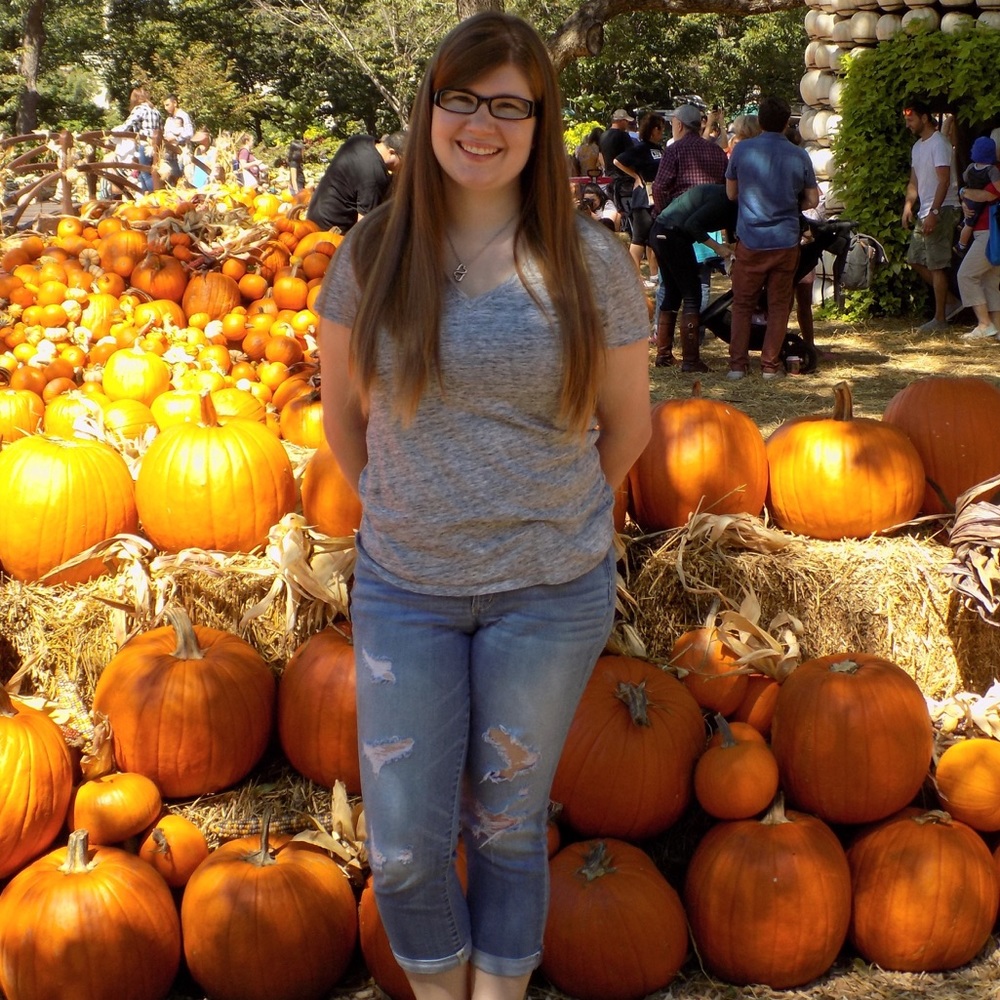 Meet your Posher, Danielle